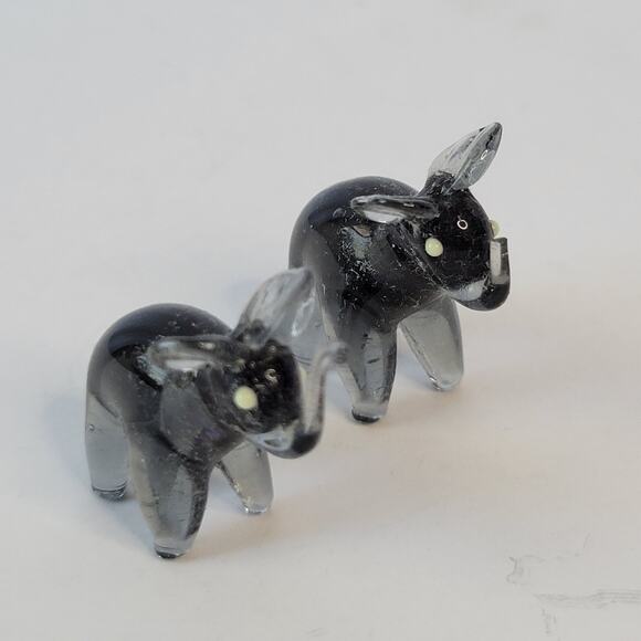 Set of 4 Vintage Handblown Glass Miniature Black Elephant Figurines Family Small - Picture 3 of 8